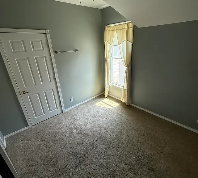1400 Ashmun St #2 — Photo 5