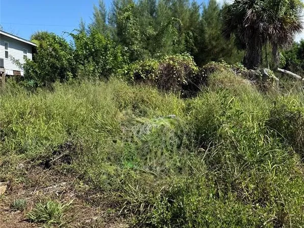 8990 Seagrape Ln #9, Placida, FL 33946