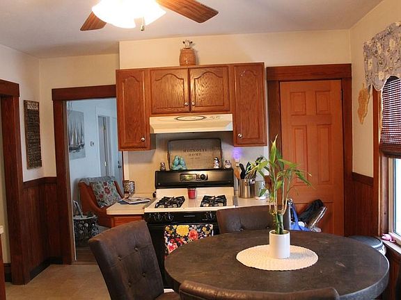 2nd image of 9 Bowditch St Unit 1