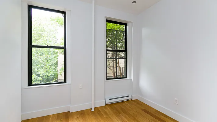 Rented by Nooklyn NYC LLC | media 25