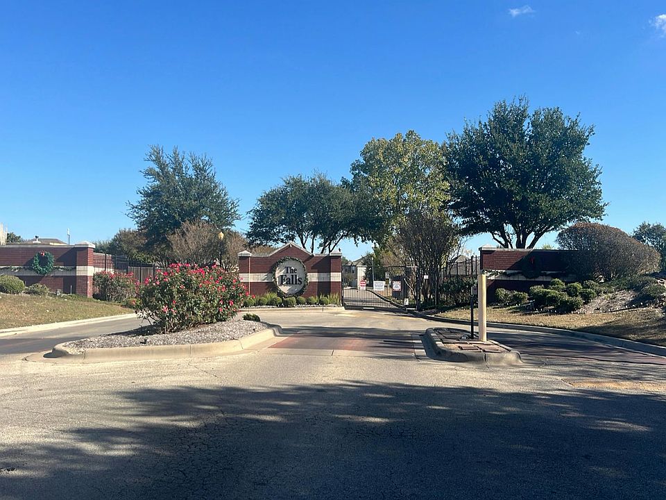 1st image of 2004 Flagstaff Dr