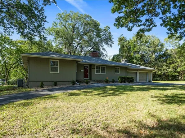 9800 Pennsylvania Ave, Kansas City, MO 64114
