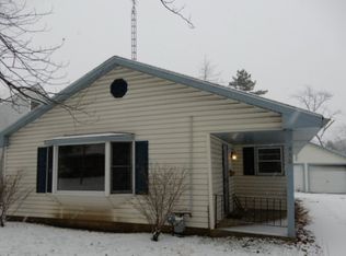 988 S Nelson Ave, Kankakee, IL 60901