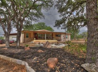 128 Leona Dr, Llano, TX 78643