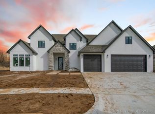 6507 S Palm Pl, Broken Arrow, OK 74011