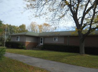 10471 Stony Creek Rd, Milan, MI 48160
