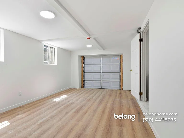 1410 Fedora St — Photo 2
