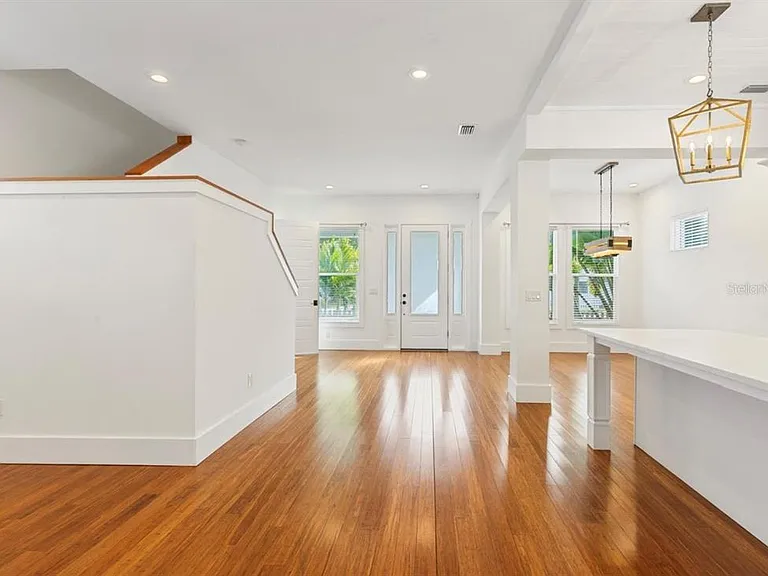 214 E Floribraska Ave — Photo 13