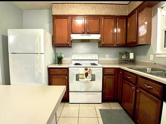 5th image of 7748 Deborah Dr