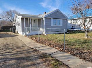 209 4th St, South Pekin, IL
