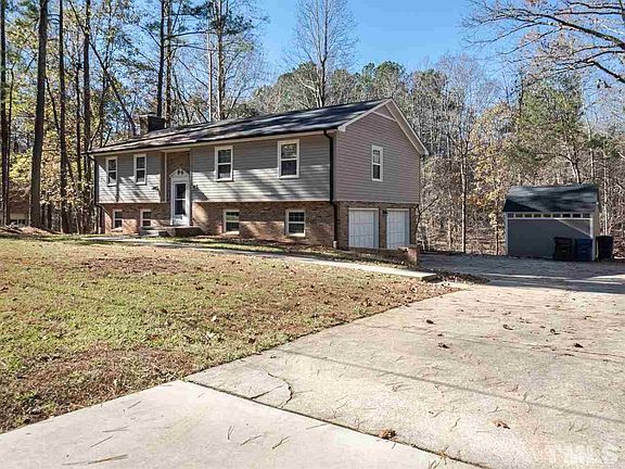 2nd image of 2627 Cedar Creek Dr