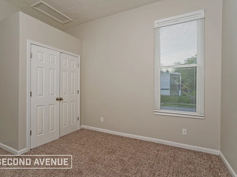 4521 W Market St — Photo 11