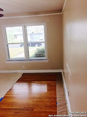 4th image of 311 Shropshire Dr