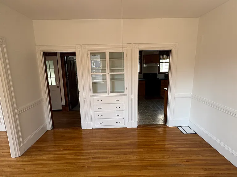 32 Etna St #2 — Photo 6
