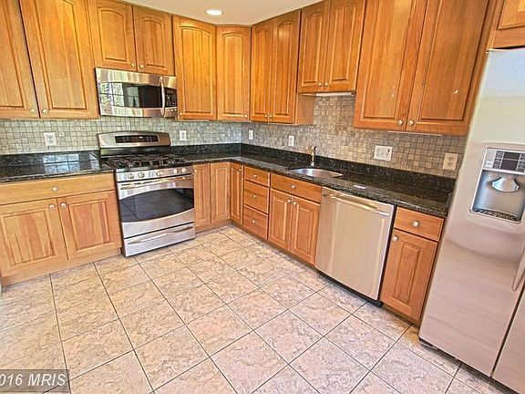 5th image of 4258 Fox Lake Dr