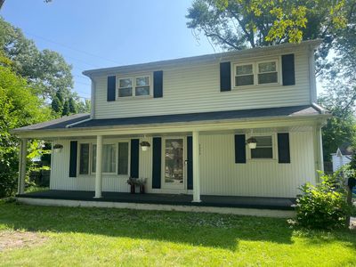 4233 Croissant St, Dearborn Heights, MI, 48125