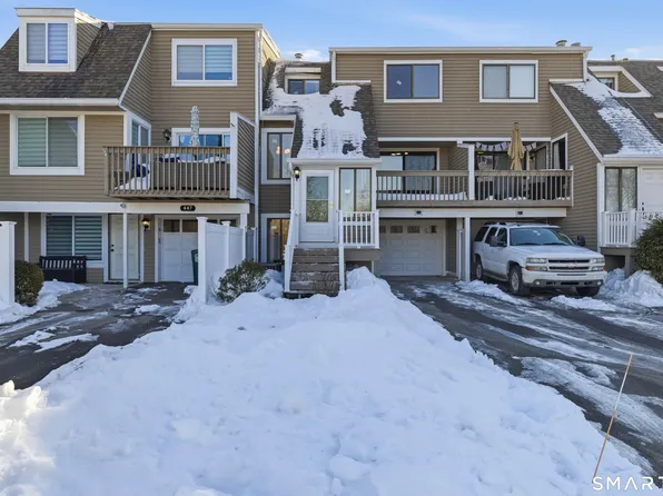 449 Thoreau Street #449, Branford, CT 06405