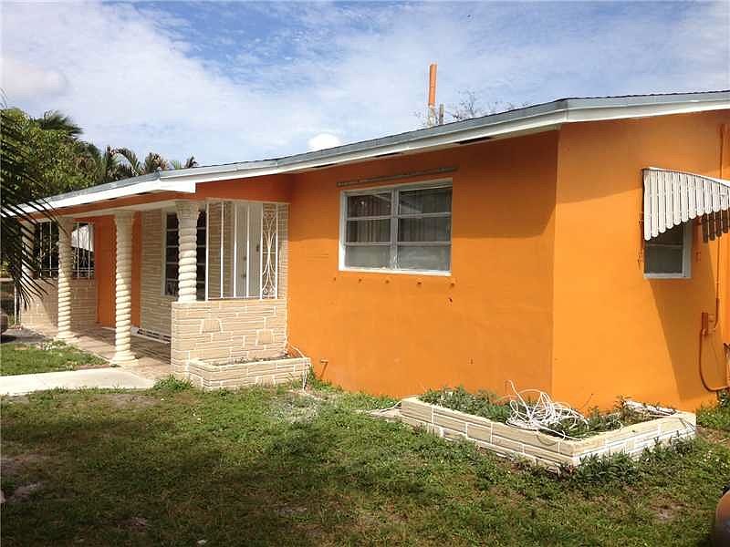 2nd image of 6449 Rodman St