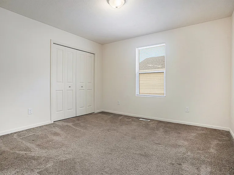 2625 Redwood Ave — Photo 14