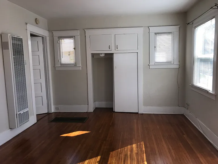 6309 S Gregory Ave #B — Photo 4