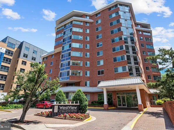 1001 N Vermont St APT 805, Arlington, VA 22201