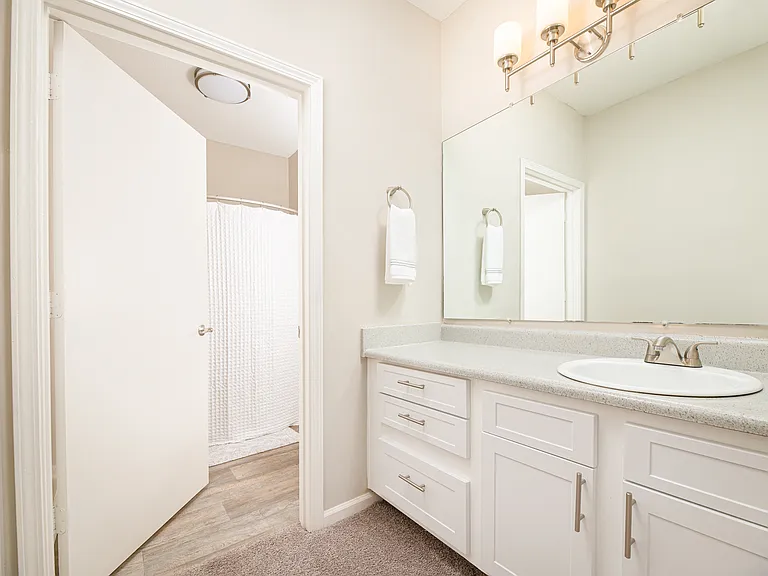 The Pointe at Highland — Photo 15