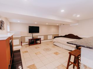 1954 Wisconsin Ave #A/B, Downers Grove, IL 60515