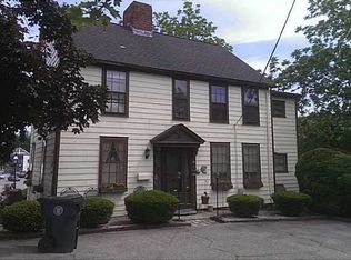 30 Post Rd, Warwick, RI 02888