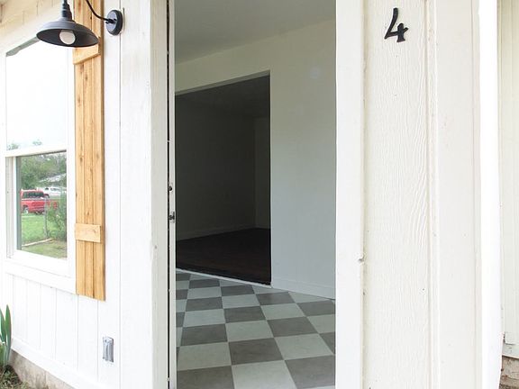 3rd image of 214 Saint Johns St