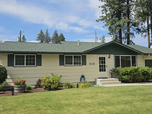 610 S 1st St, Pinehurst, ID 83850