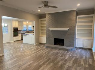 2015 Harwell St, Grapevine, TX 76051