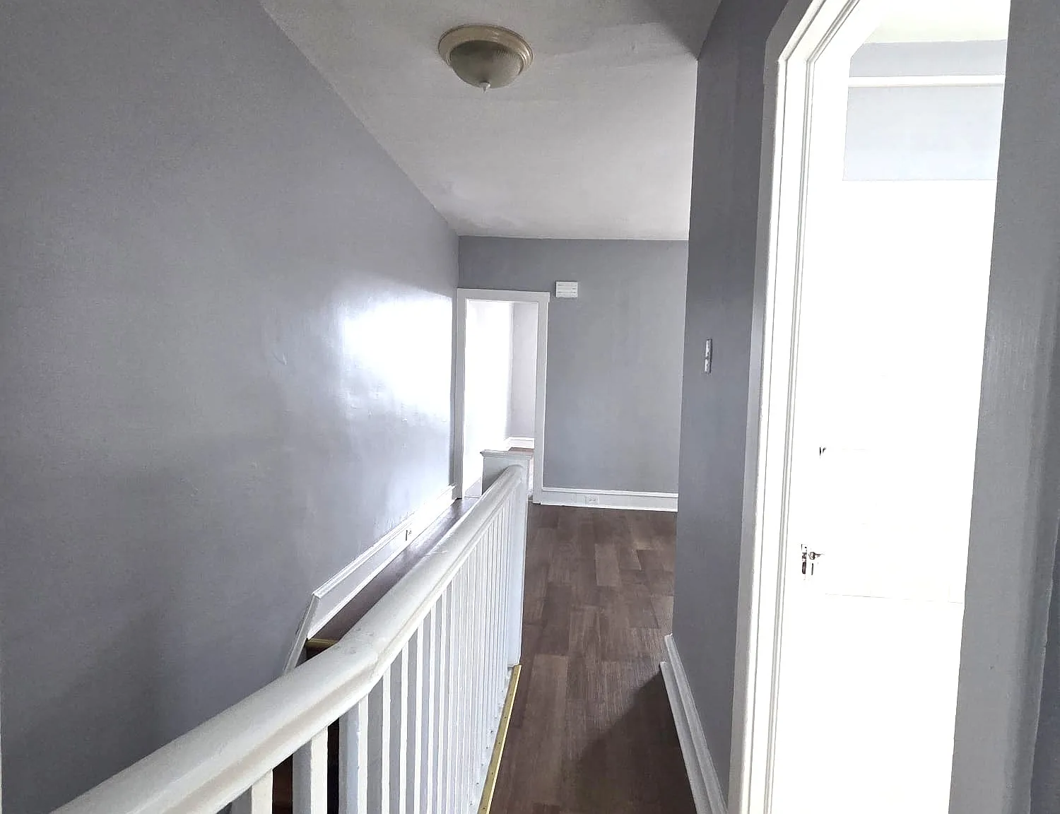 1 bed, 700 sqft, $1,000 — Photo 3