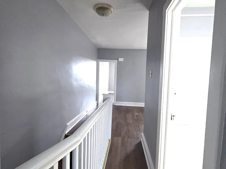 1220 Pratt St #2 — Photo 3