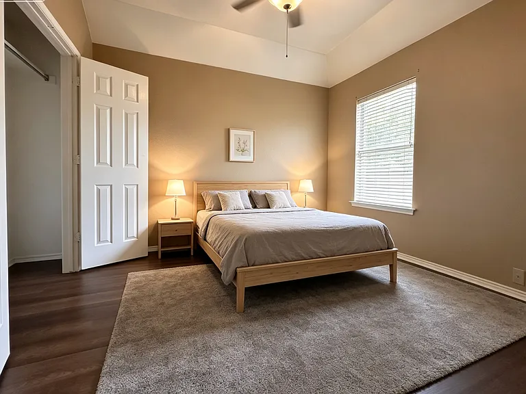 2829 Dunbar Dr — Photo 15
