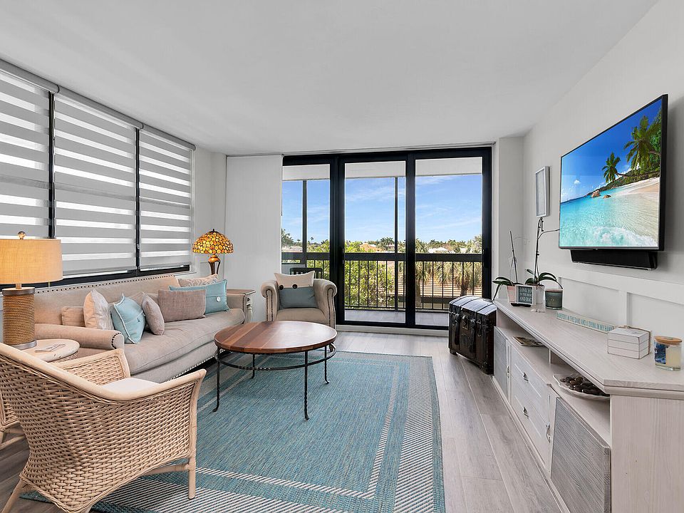 1st image of 591 Seaview Ct APT 402