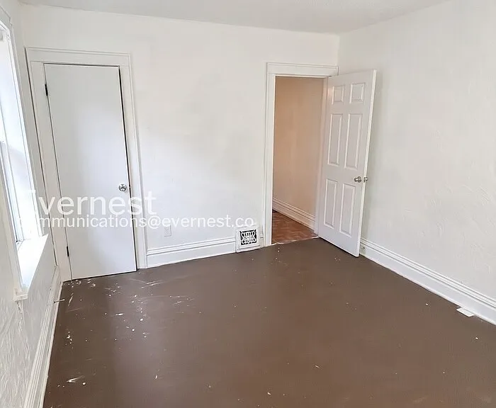 4847 Calvin Ave — Photo 13