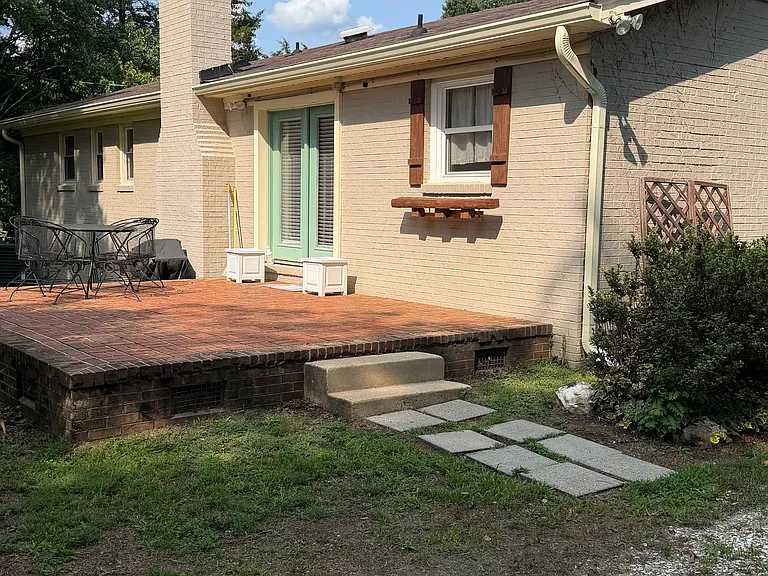 4807 Donvic Dr — Photo 25