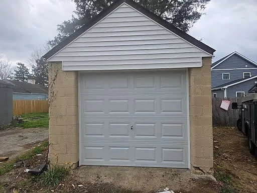 2 bed, 708 sqft, $1,350 — Photo 3