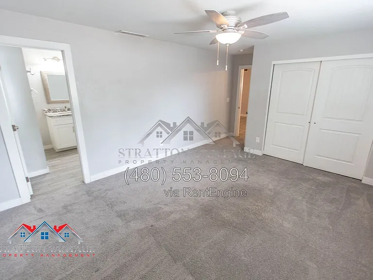2732 E Michigan Ave — Photo 27