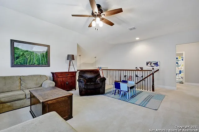 9113 Sunpool — Photo 27