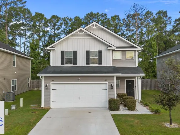 751 Fairview Cir, Hinesville, GA 31313