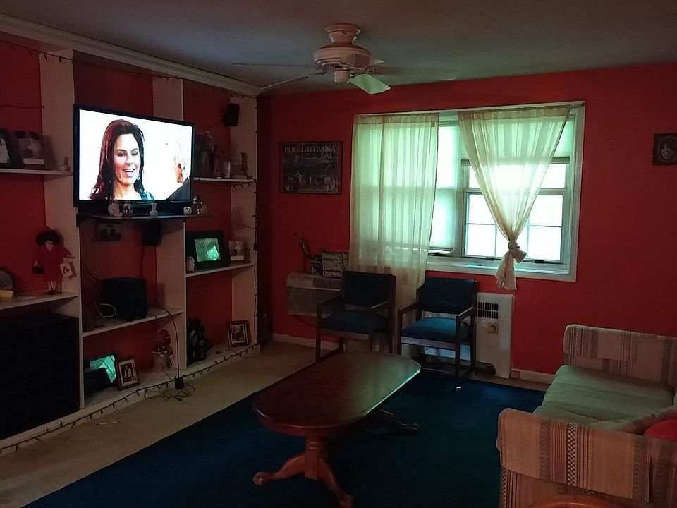 1st image of 4368 N Pershing Dr APT 4