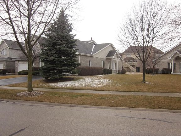 4th image of 16754 Summercrest Ave