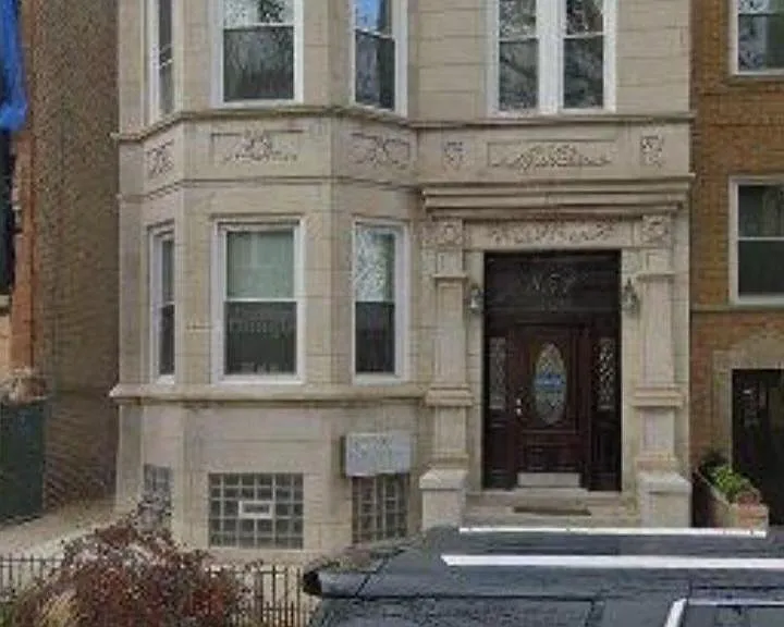 852 N Hoyne Ave #2R — Photo 1