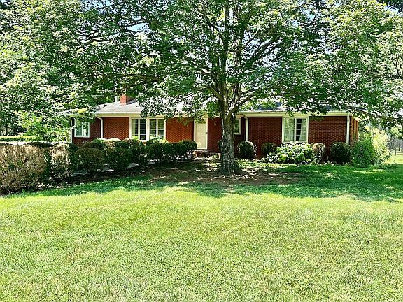 3rd image of 1703 Elrod St