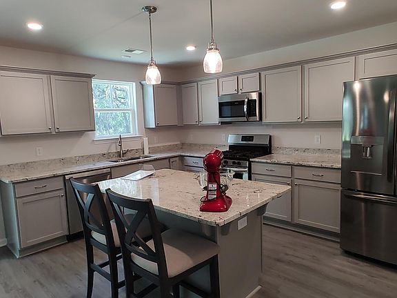 3rd image of 110 Teal Bluff Boulevard