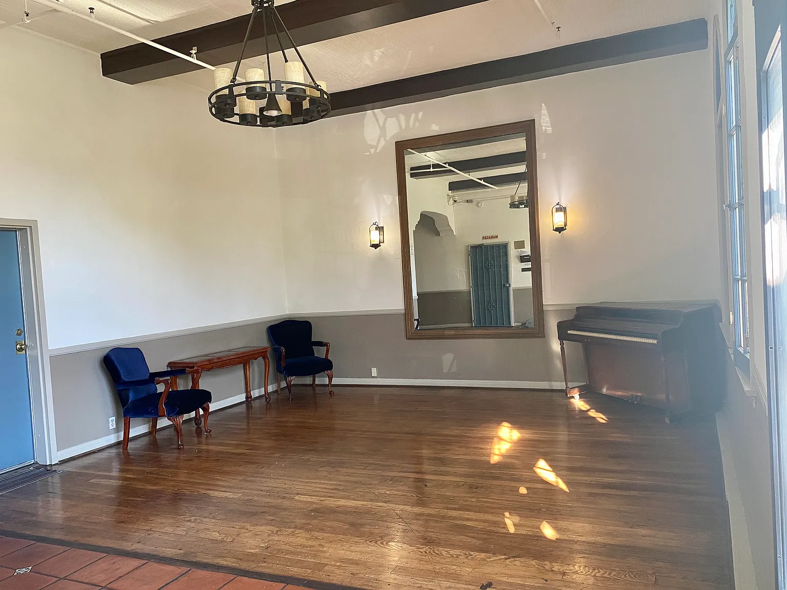 Studio, 400 sqft, $1,395 — Photo 2