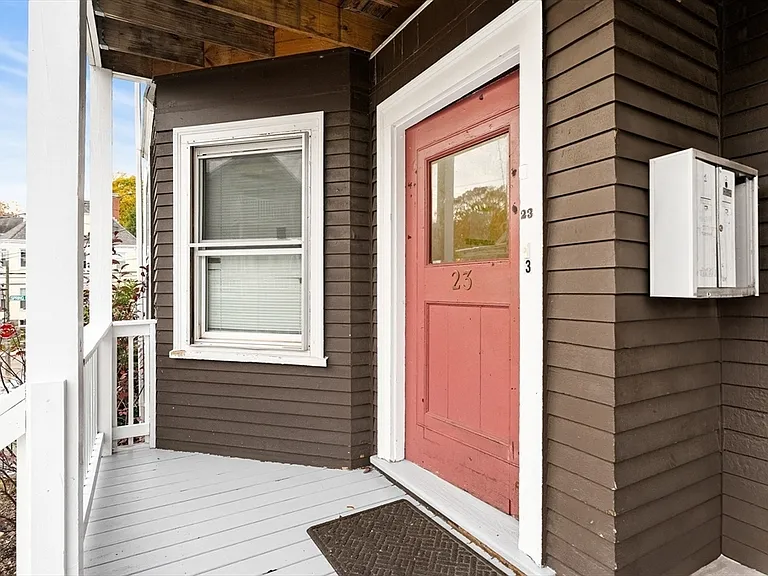 23 Burr St #2 — Photo 14