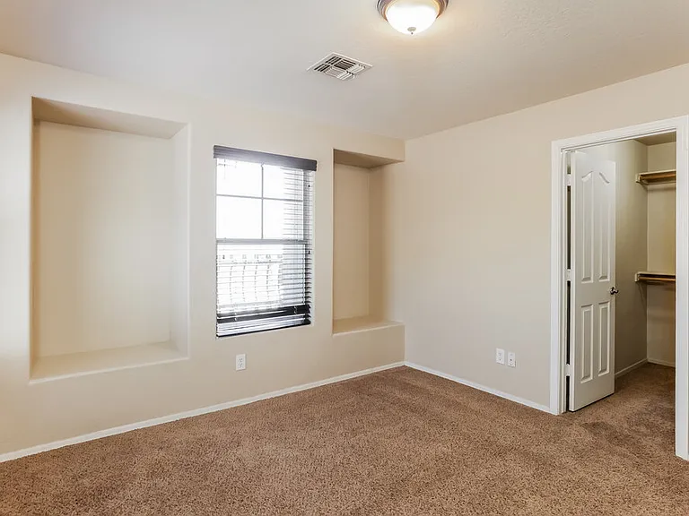 7117 W Sophie Ln — Photo 15