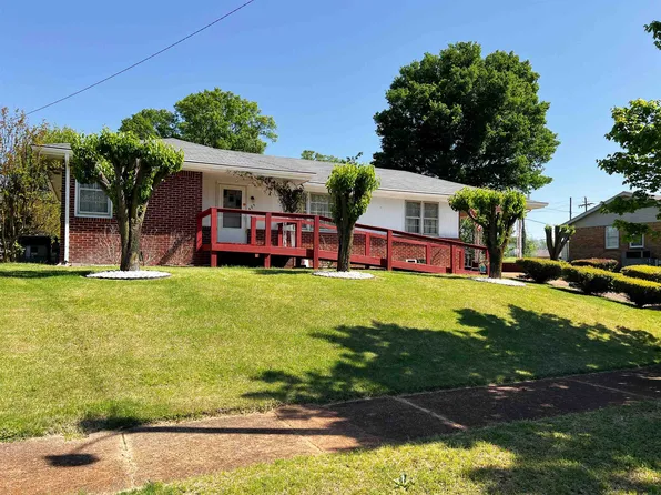 405 Michigan Ave, Muscle Shoals, AL 35661